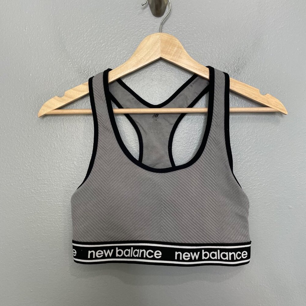 NEW BALANCE gray ribbed sports bra size L